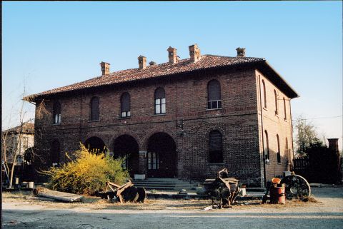 Casa padronale della cascina adiacente all'abbazia risalente agli anni tre